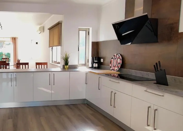 6 Bedroom Private Tenazinha I, With Private Pool Villa Albufeira