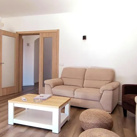 6 Bedroom Private Tenazinha I, With Private Pool Villa