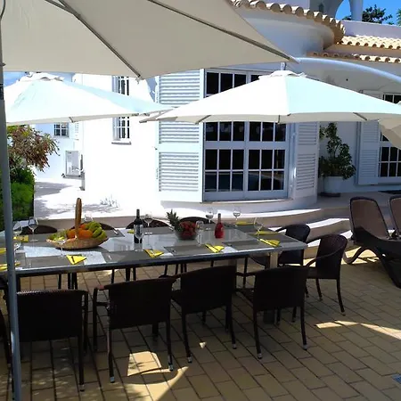 6 Bedroom Private Tenazinha I, With Private Pool Albufeira