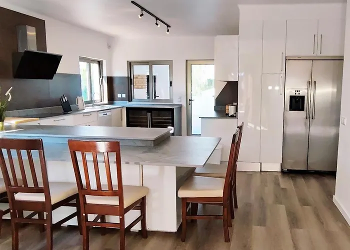 别墅 6 Bedroom Private Tenazinha I, With Private Pool *