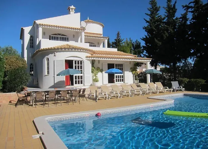 6 Bedroom Private Tenazinha I, With Private Pool 别墅 *