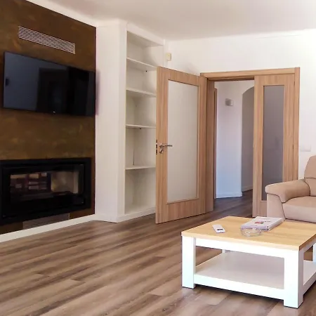6 Bedroom Private Tenazinha I, With Private Pool فيلة البوفيرا